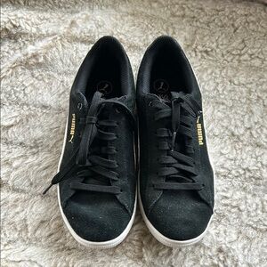 Puma Black Sneakers with Suede Finish and White Sole
